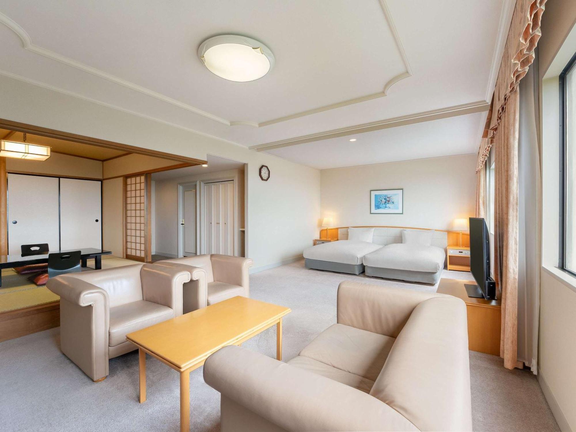 Mercure Toyama Tonami Resort & Spa Ngoại thất bức ảnh